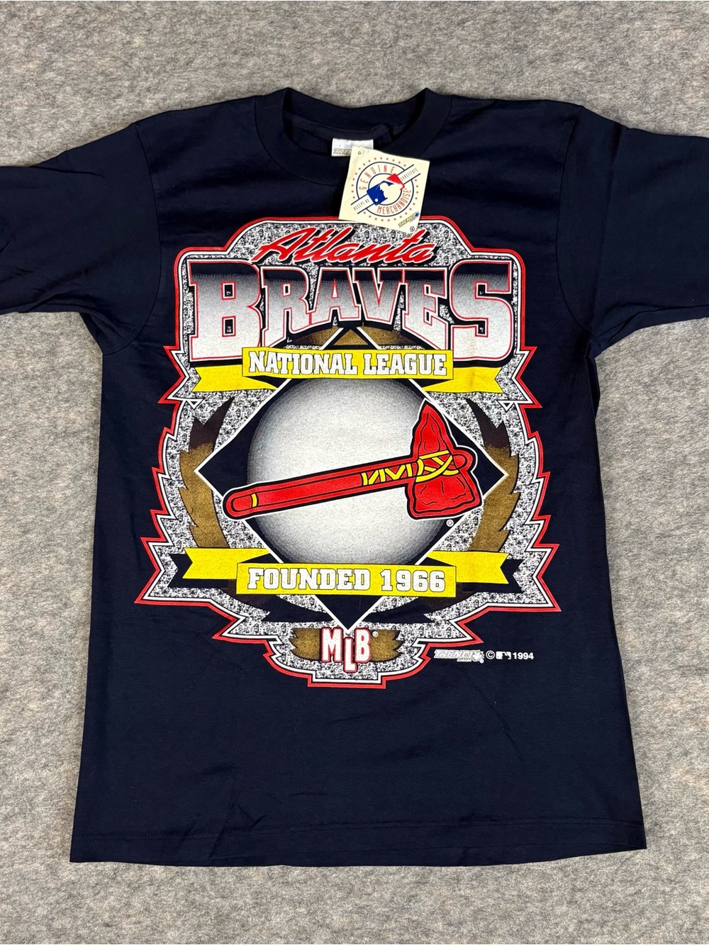 Atlanta Braves Baseball MLB Men's Graphic Print Navy Blue T-Shirt Medium NWT